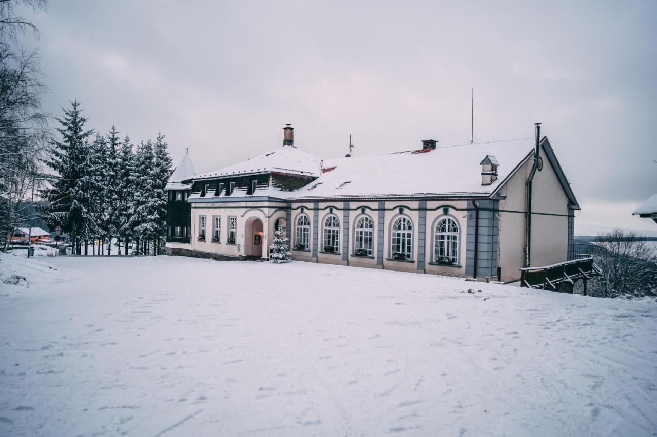 Hotel Zamecek Janovicky Broumov Luaran gambar